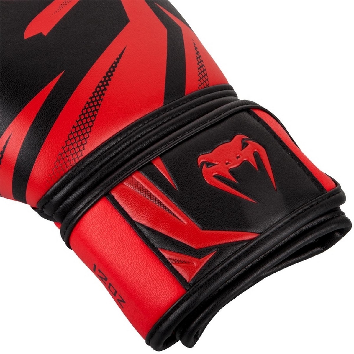 Перчатки Venum Challenger 3.0 03525-100-16oz черный\красный 1200_1200