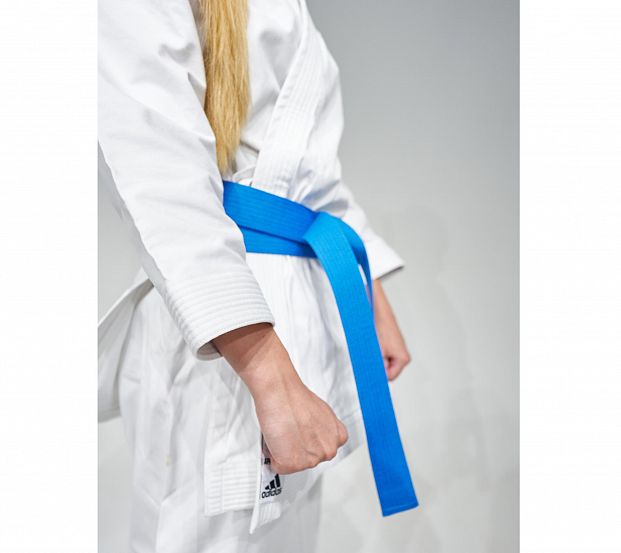 Кимоно для карате подростковое Adidas K999 Shori Karate Uniform Kata WKF белое с черным логотипом 621_553